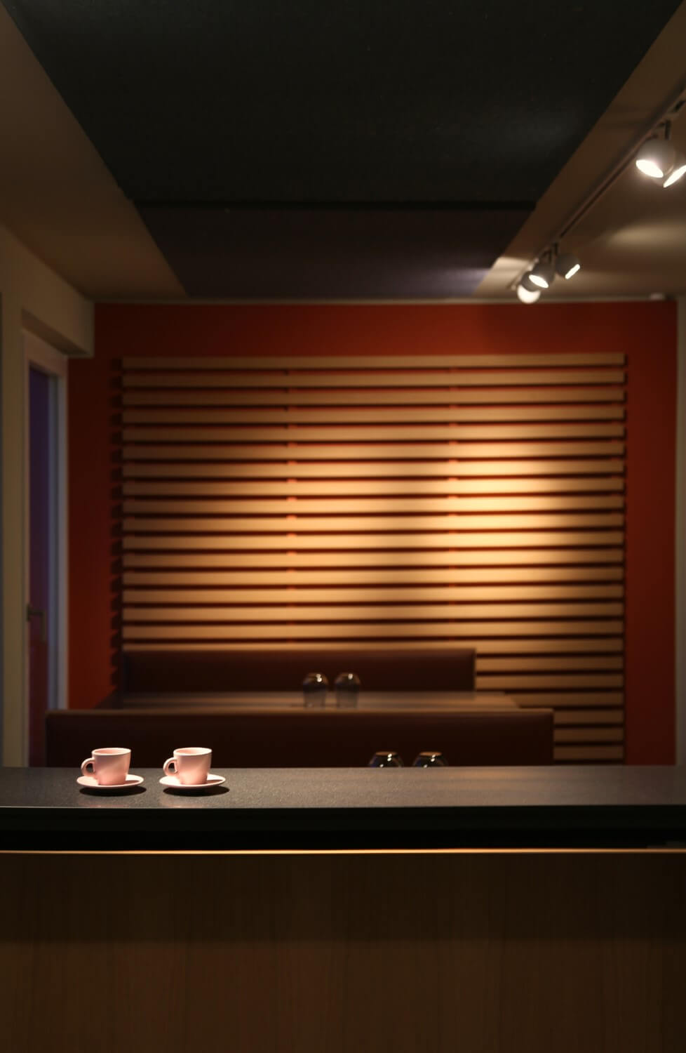 2.Innenbeleuchtung Bürobeleuchtung GBG Hauptgebäude Tresen Lichtdesign 2 1500w