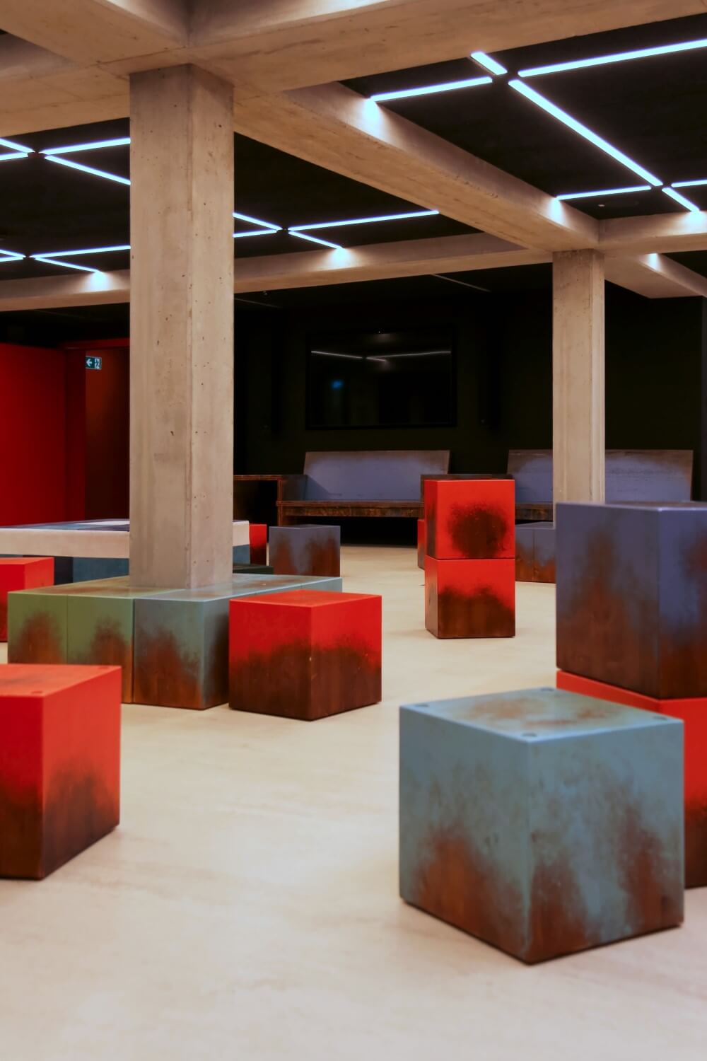 2.Innenbeleuchtung öffentlicher Raum TheaterImMalsaal Hildesheim Lichtdesign .jpg 1500w